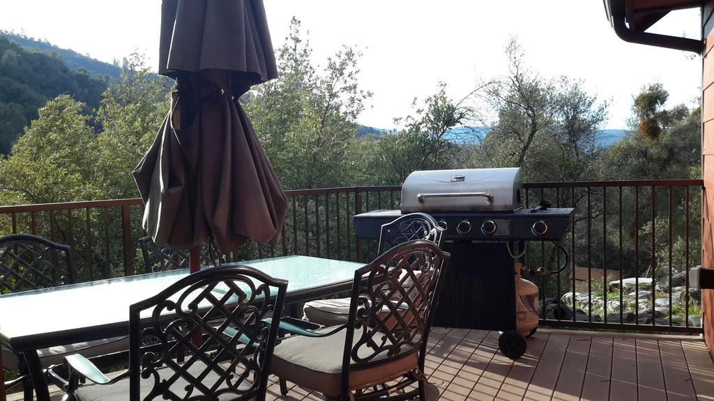 Riverfront Property With Waterfalls Near Yosemite And Bass Lake Oakhurst Rom bilde